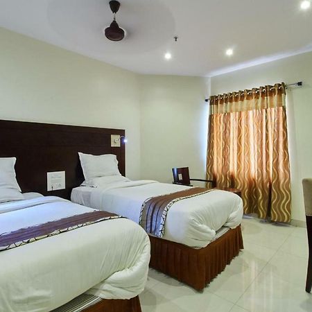 Krishna Residency Hotel Vijayawada Exterior photo