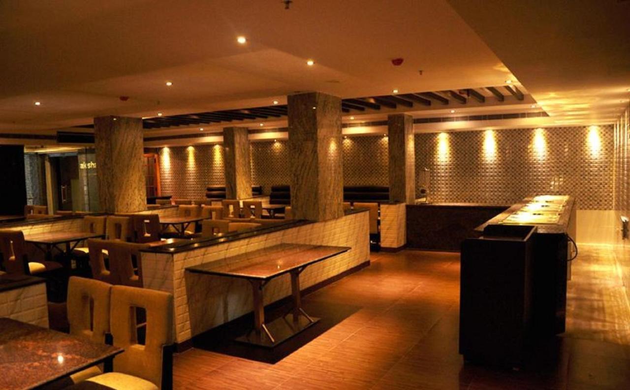 Krishna Residency Hotel Vijayawada Exterior photo