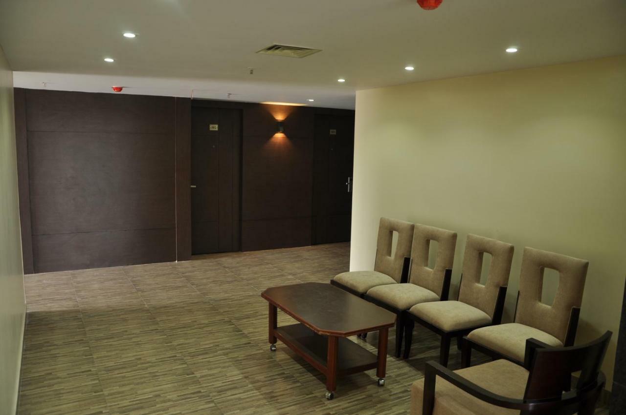 Krishna Residency Hotel Vijayawada Exterior photo